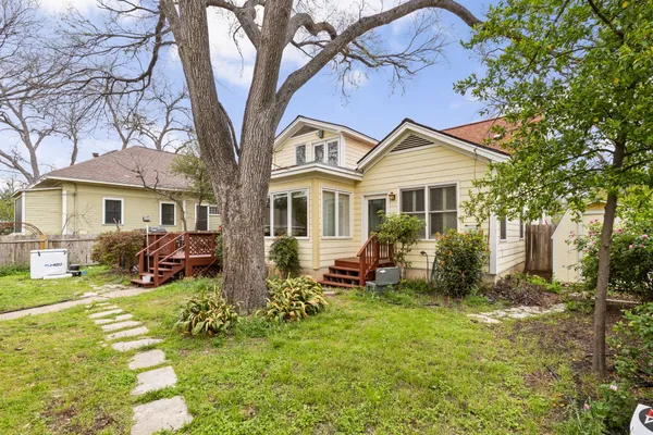 $1,200,000 | 811 East 46th Street, Austin, TX 78751