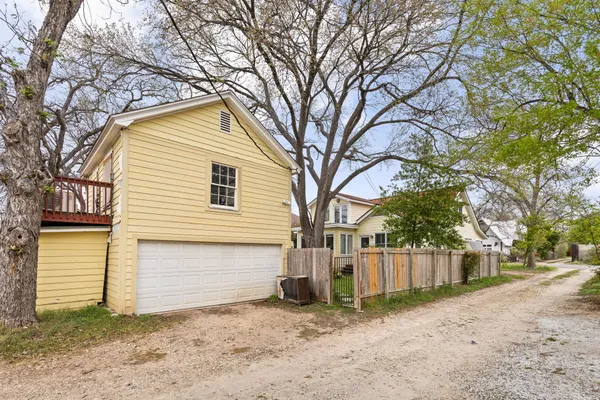 $1,200,000 | 811 East 46th Street, Austin, TX 78751