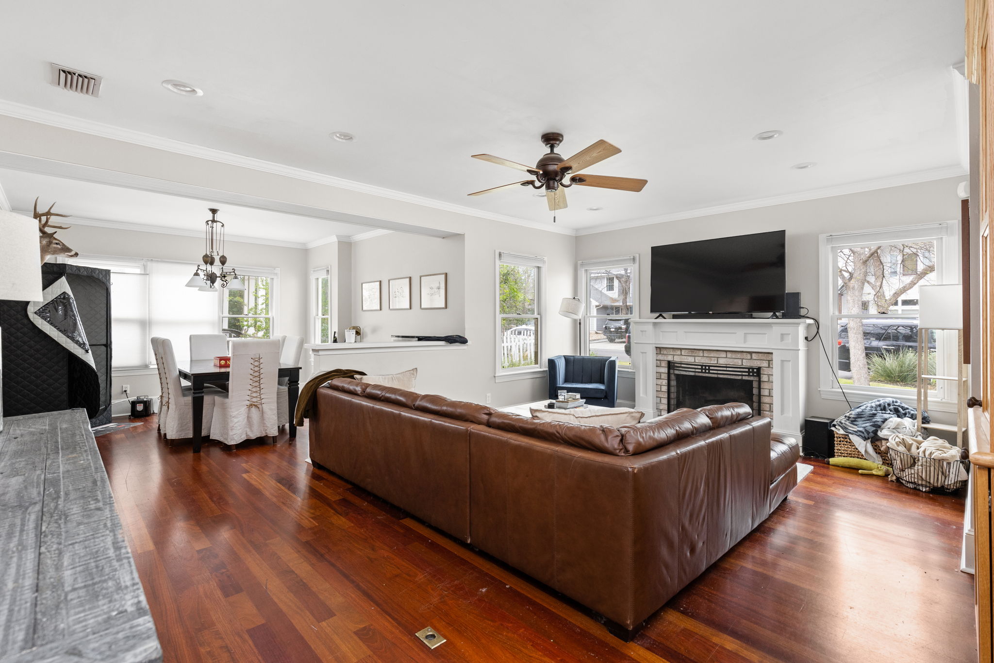 811 East 46th Street Austin, TX 78751 - Photo 5 of 25