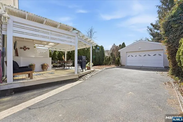 $829,000 | 30 Lincoln Avenue, Wood-Ridge, NJ 07075