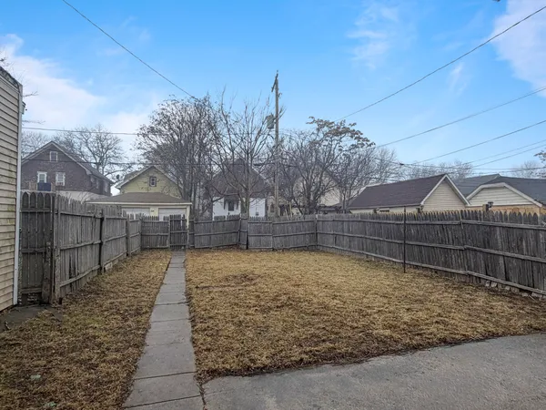 $49,500 | 3127 North 37th Street, Milwaukee, WI 53216
