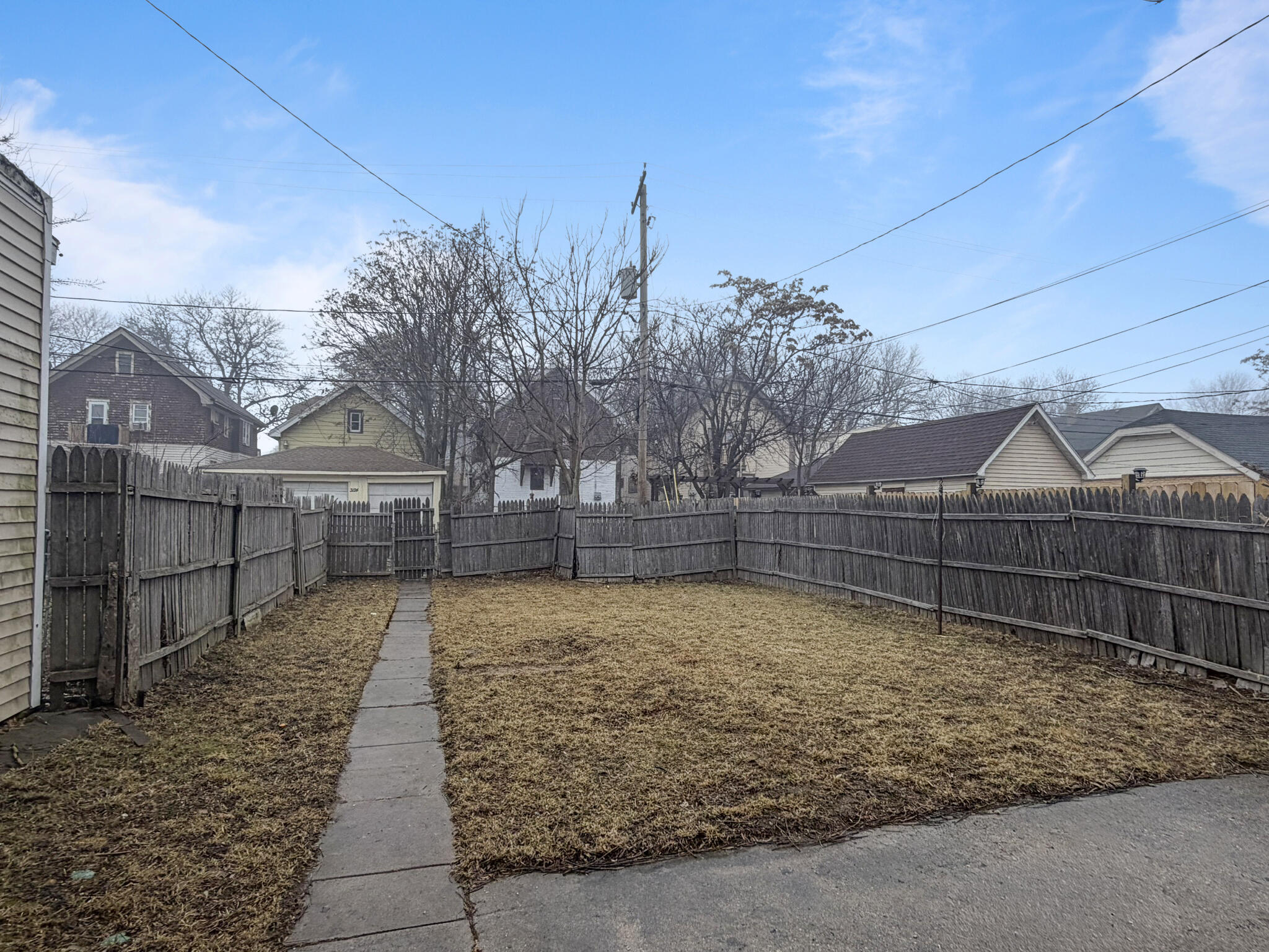 3127 North 37th Street Milwaukee, WI 53216 - Photo 5 of 18 IMG_9620