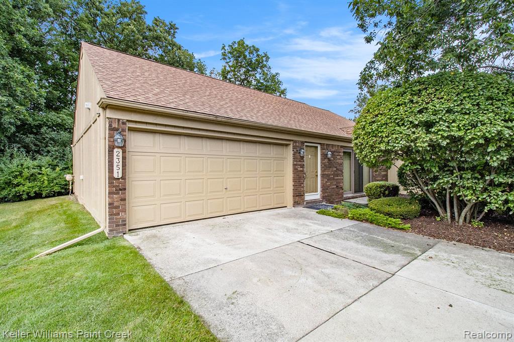2351 Rochelle Park Drive Rochester Hills, MI 48309 - Photo 16 of 20