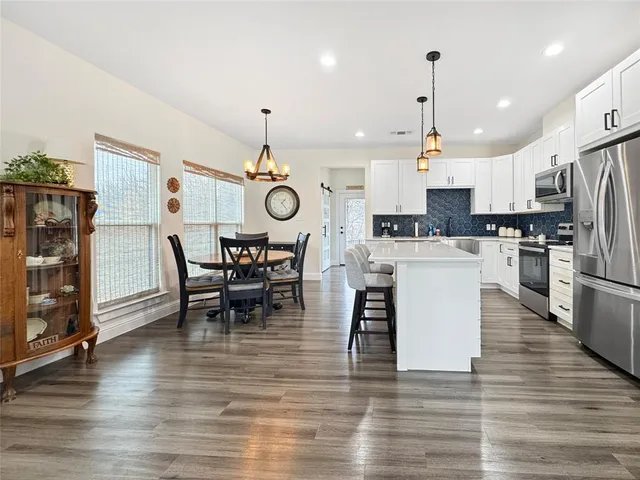 $2,000 | 405 Ridgeview Road, Sherman, TX 75092