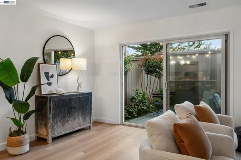 $695,000 | Bay Farm Island, Alameda, CA 94502
