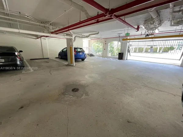 $400,000 | 9172 Collins Avenue, Unit 303, Surfside, FL 33154