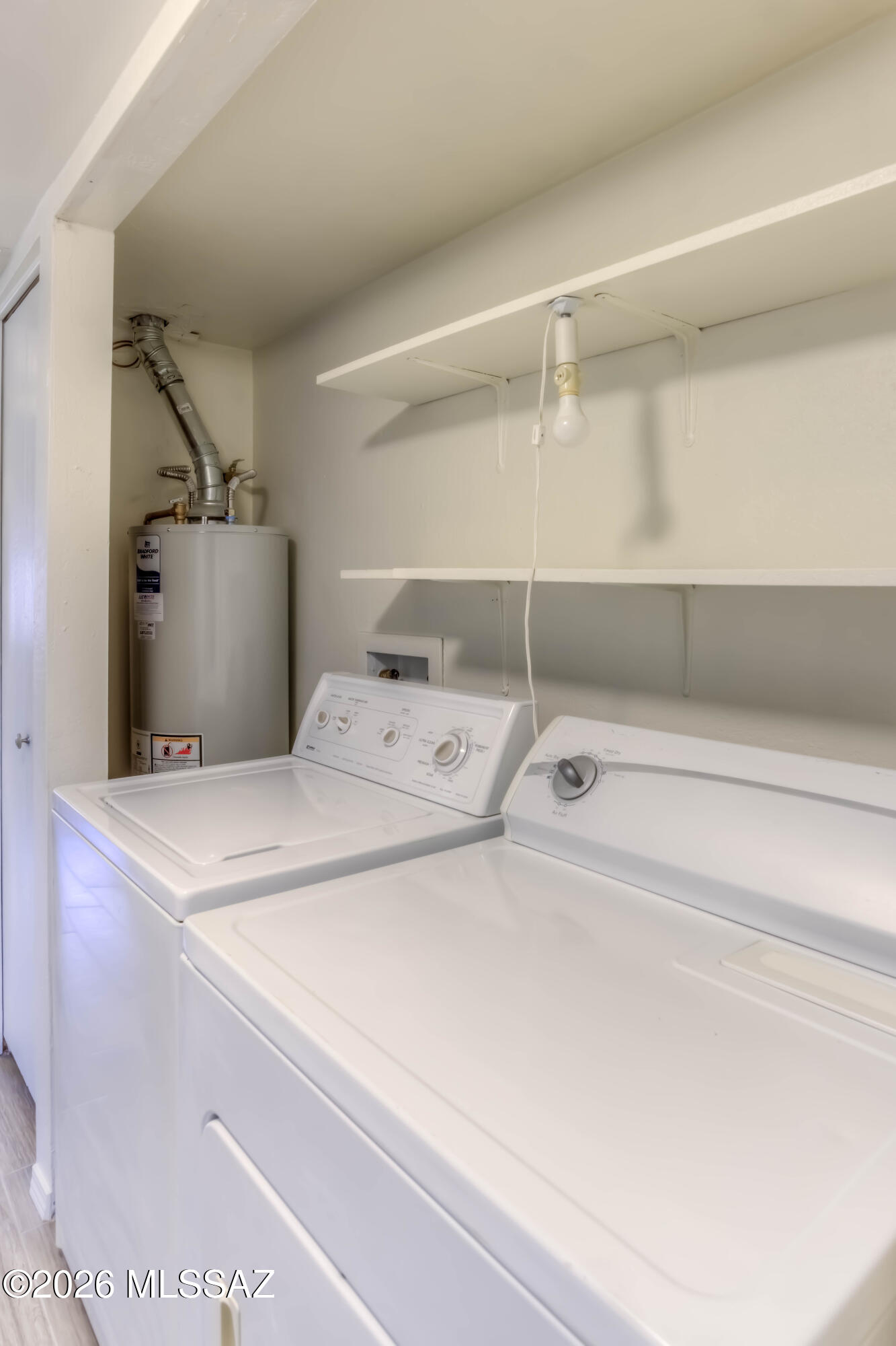602 South Pantano Road, Unit C Tucson, AZ 85710 - Photo 23 of 29 24 Laundry