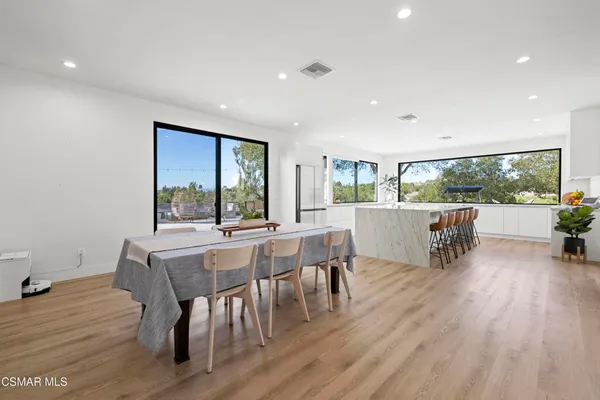 $2,994,000 | 911 Vivian Circle, Newbury Park, CA 91320