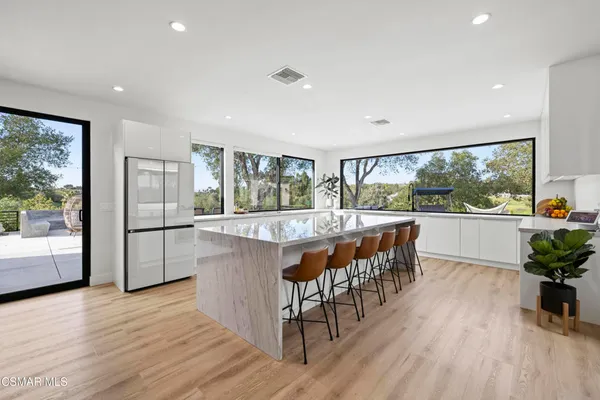 $2,994,000 | 911 Vivian Circle, Newbury Park, CA 91320