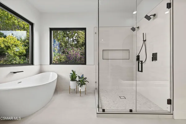 $2,994,000 | 911 Vivian Circle, Newbury Park, CA 91320