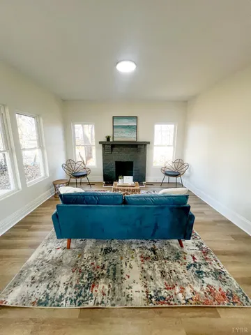 $199,900 | 2220 Fort Avenue, Lynchburg, VA 24501