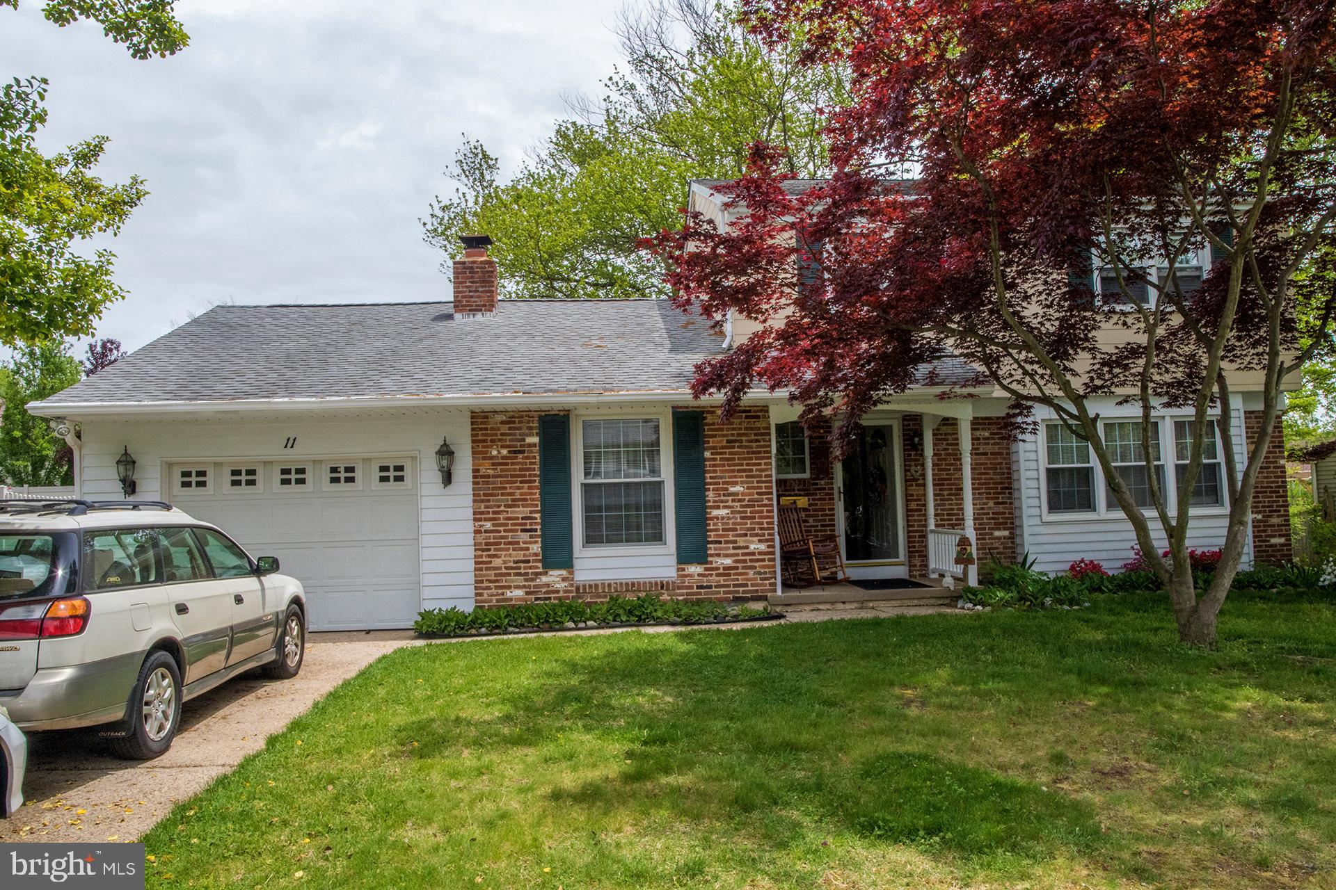 11 Rolling Road Stratford, NJ 08084 - Photo 2 of 40