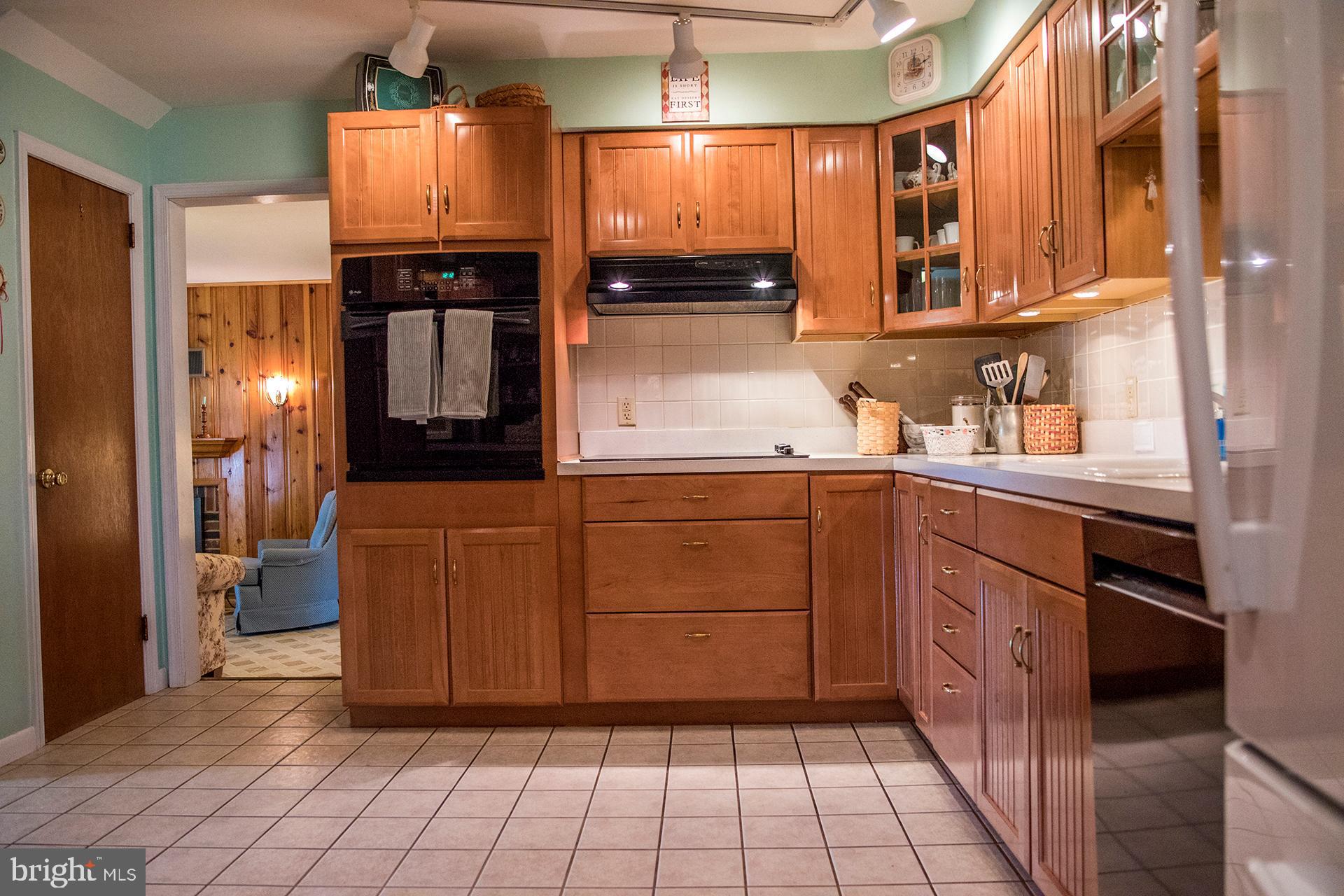 11 Rolling Road Stratford, NJ 08084 - Photo 12 of 40