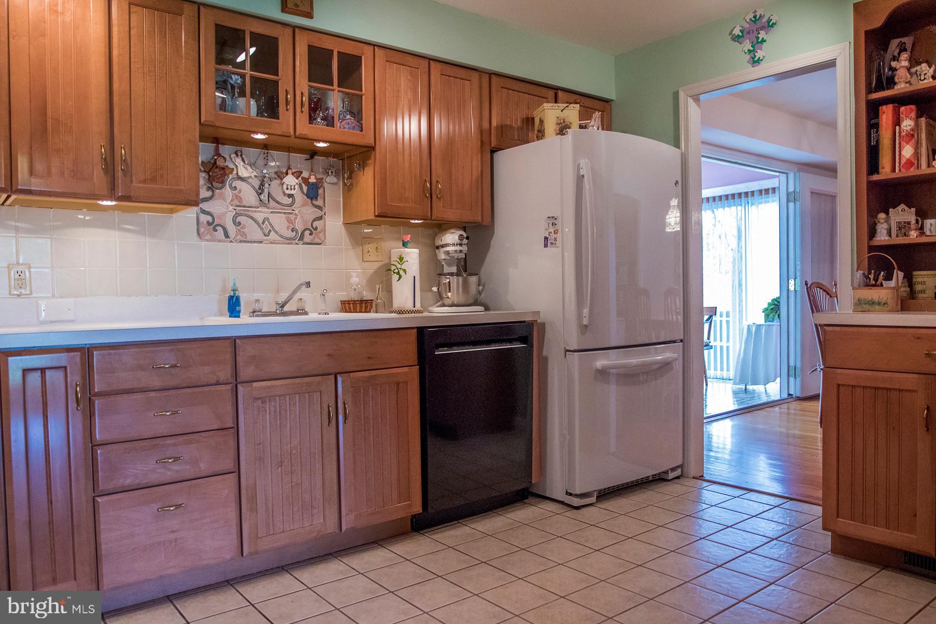 11 Rolling Road Stratford, NJ 08084 - Photo 13 of 40