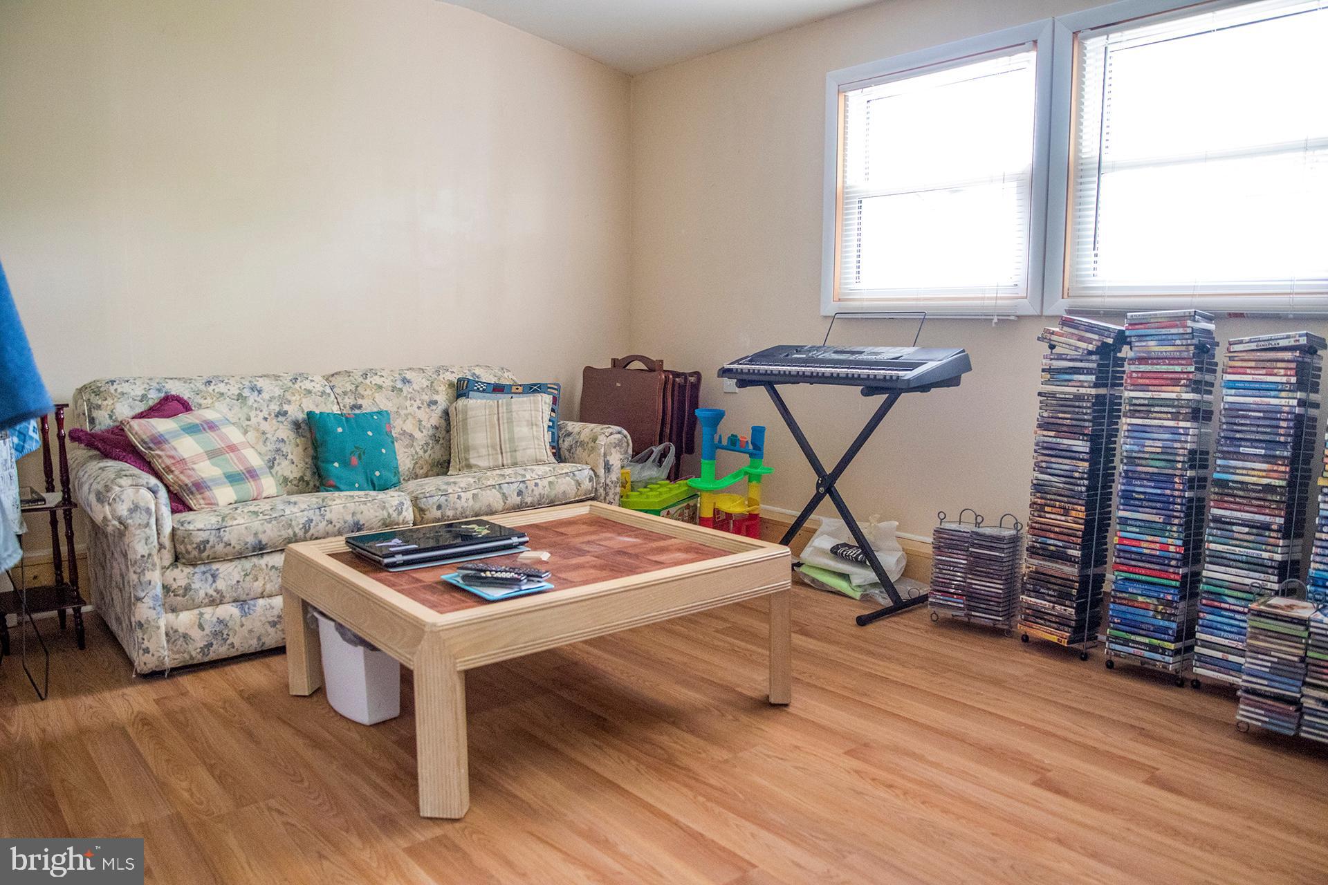 11 Rolling Road Stratford, NJ 08084 - Photo 23 of 40