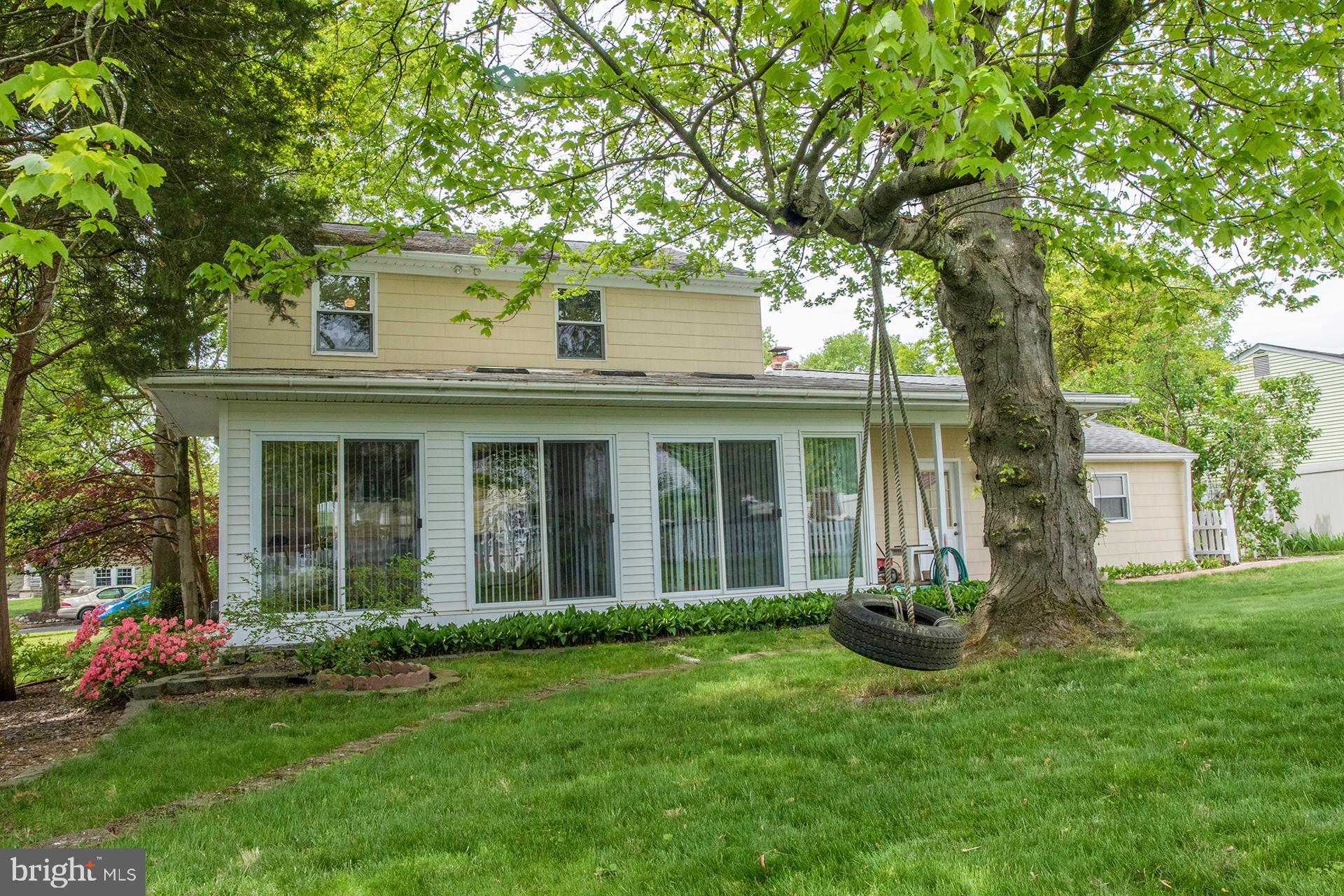 11 Rolling Road Stratford, NJ 08084 - Photo 37 of 40