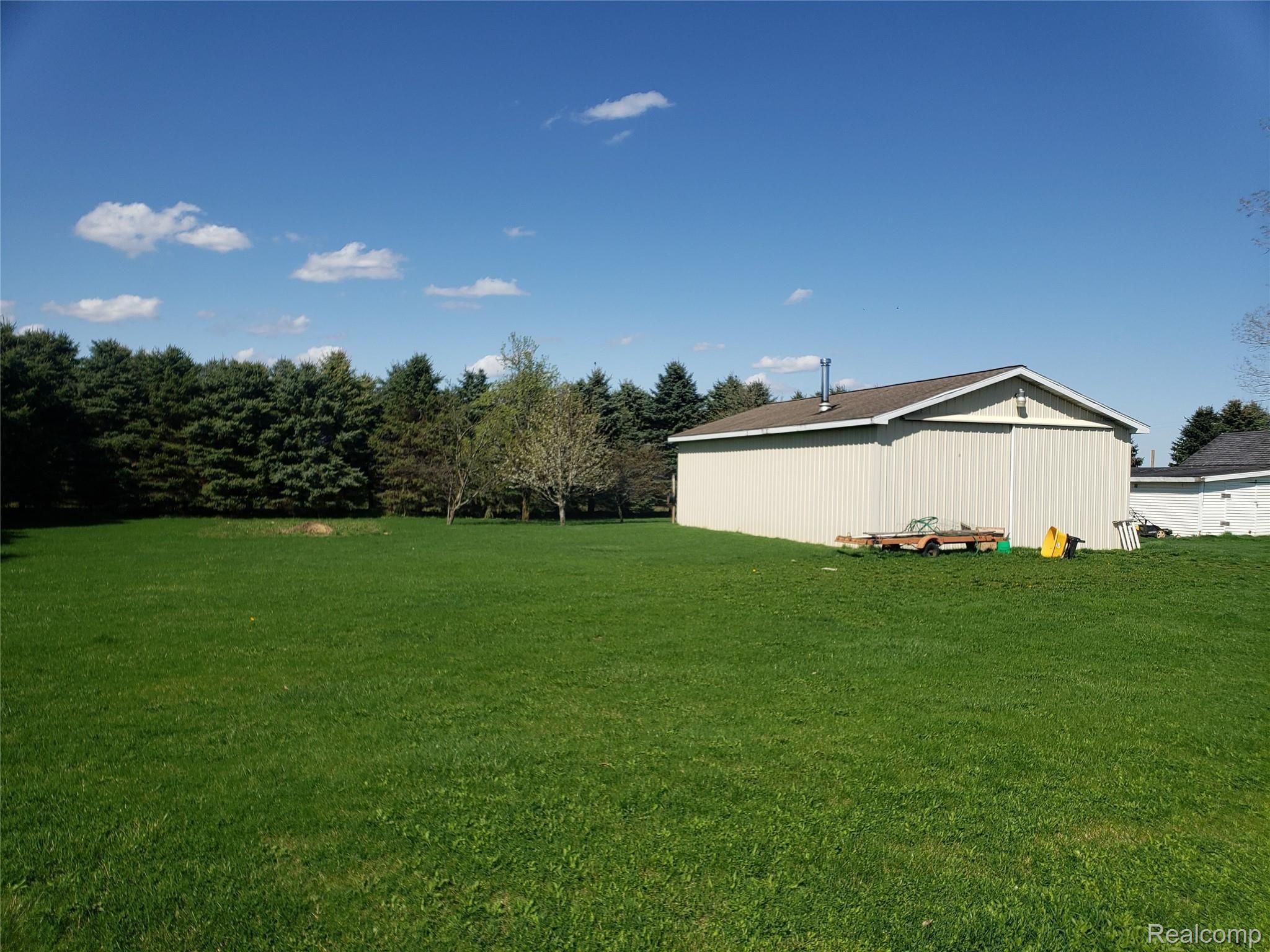 4950 South Meridian Road Wheeler, MI 48662 - Photo 5 of 42 20210413_153847.jpg