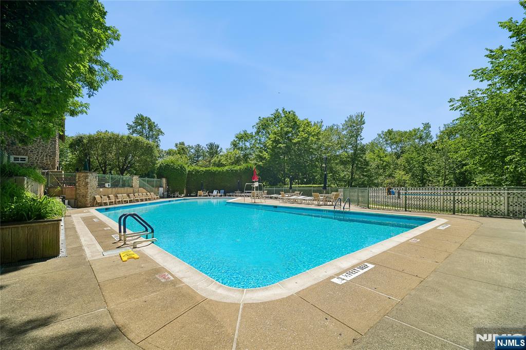 1412 York Street Mahwah, NJ 07430 - Photo 16 of 20