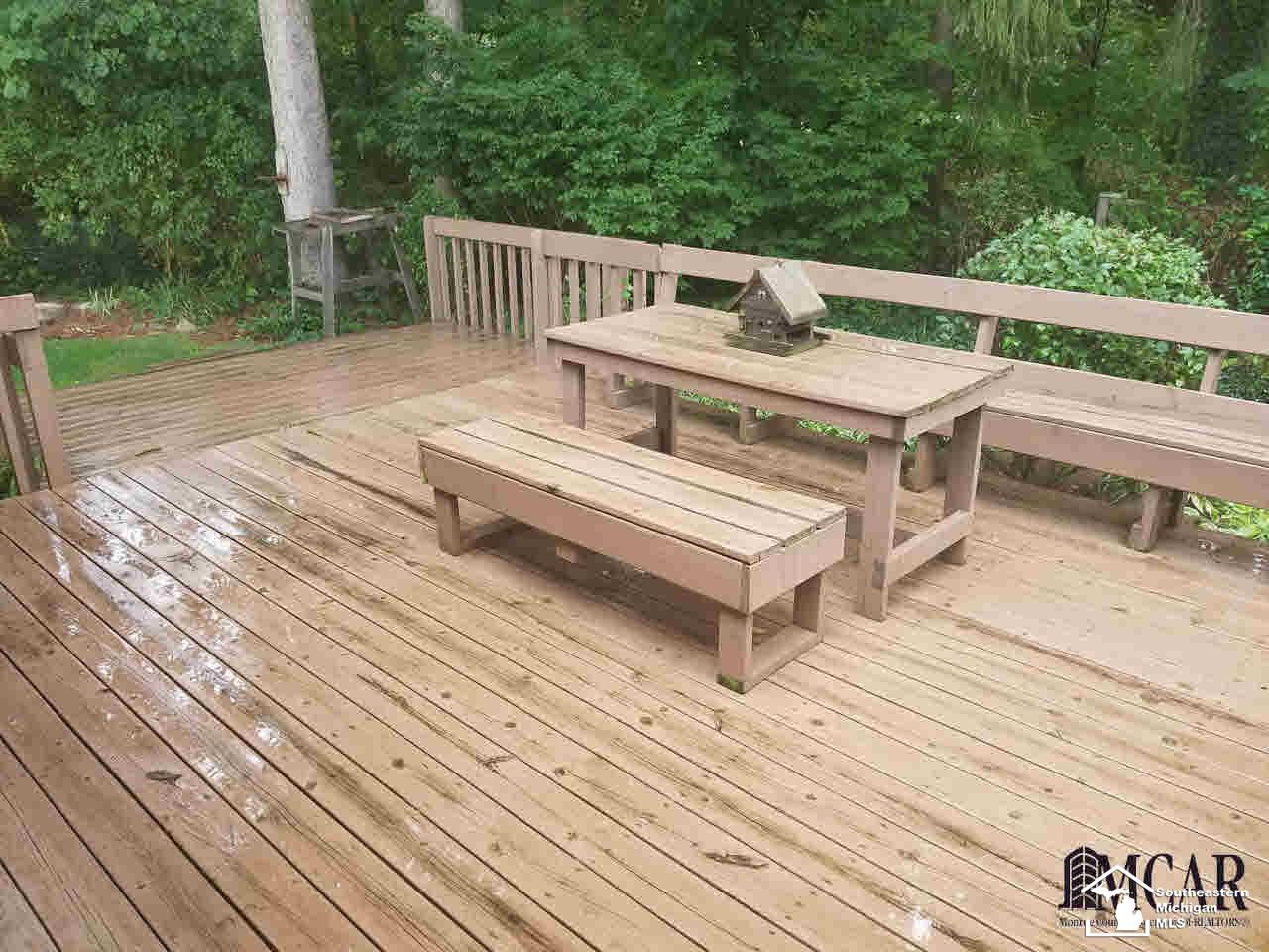 2360 Blue Bush Road Monroe, MI 48162 - Photo 23 of 24 21365026-22.JPG