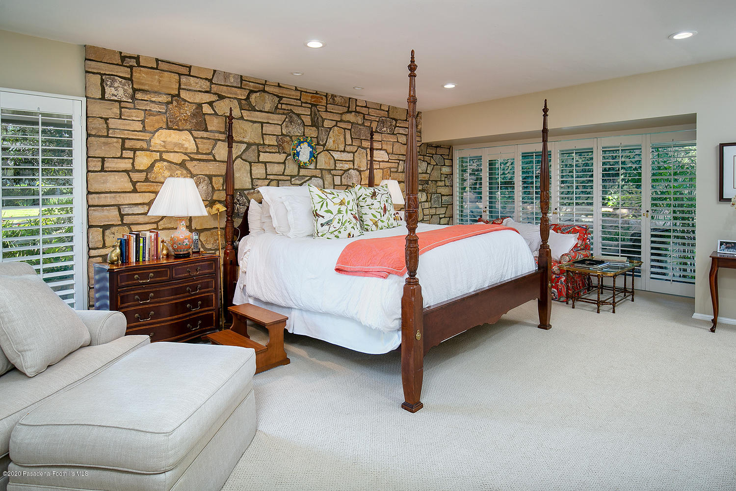 600 Busch Place Pasadena, CA 91105 - Photo 20 of 47 a bed room with a bed and a chair