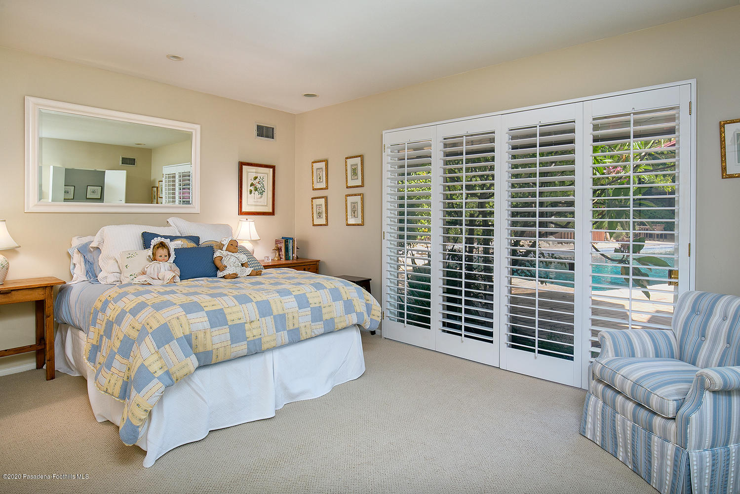 600 Busch Place Pasadena, CA 91105 - Photo 24 of 47 a bedroom with a large bed and a balcony