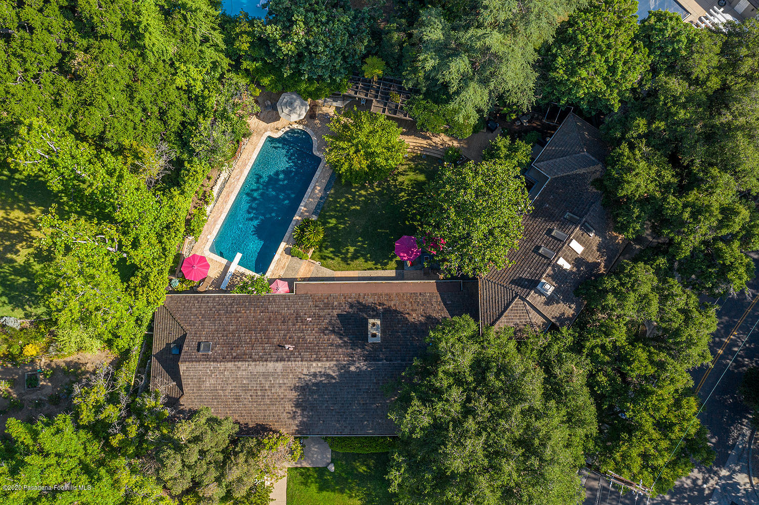600 Busch Place Pasadena, CA 91105 - Photo 43 of 47 an aerial view of a house