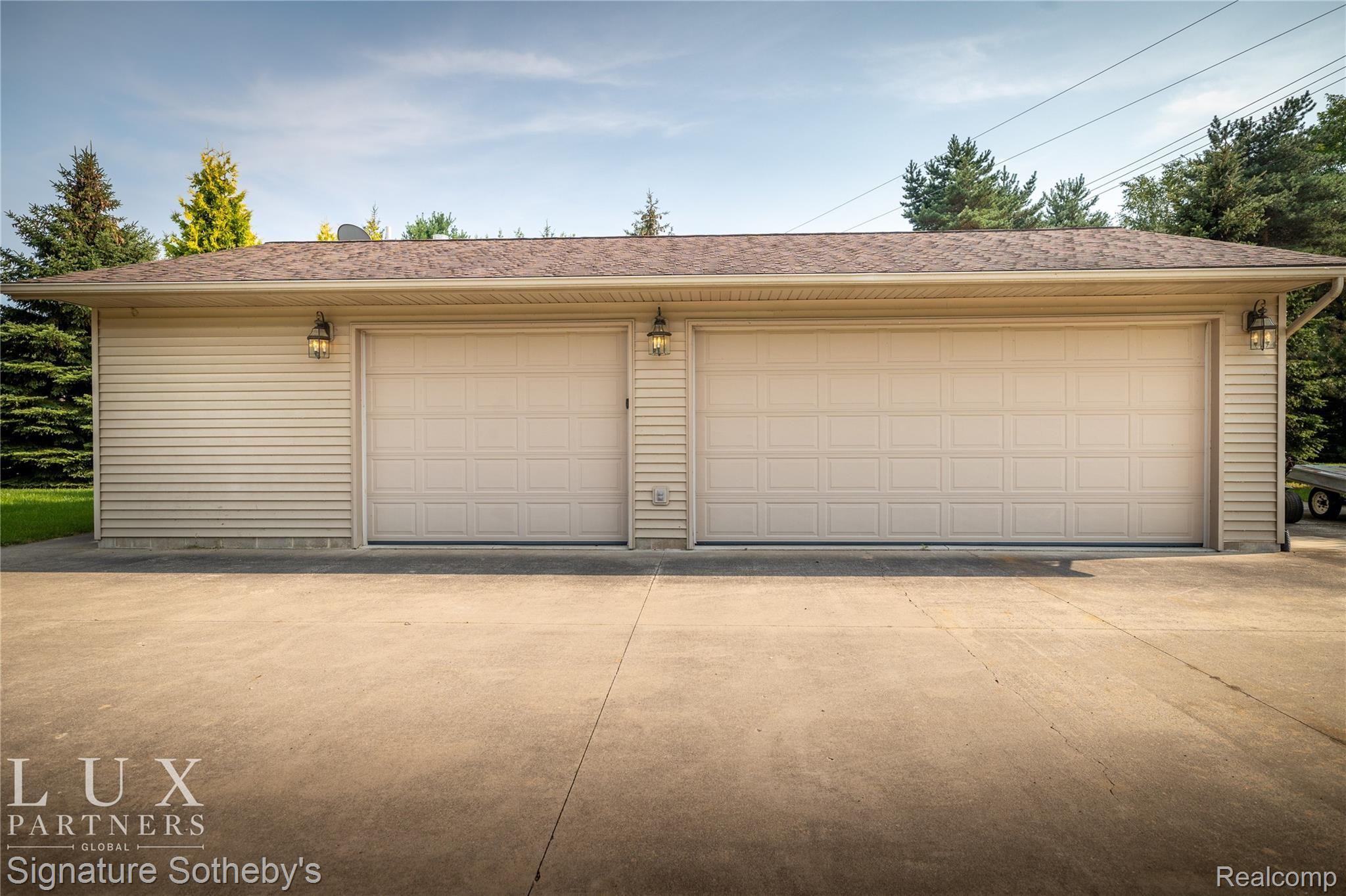 3725 South Lake Shore Road Harbor Beach, MI 48441 - Photo 26 of 29 1 (24 of 26).jpg