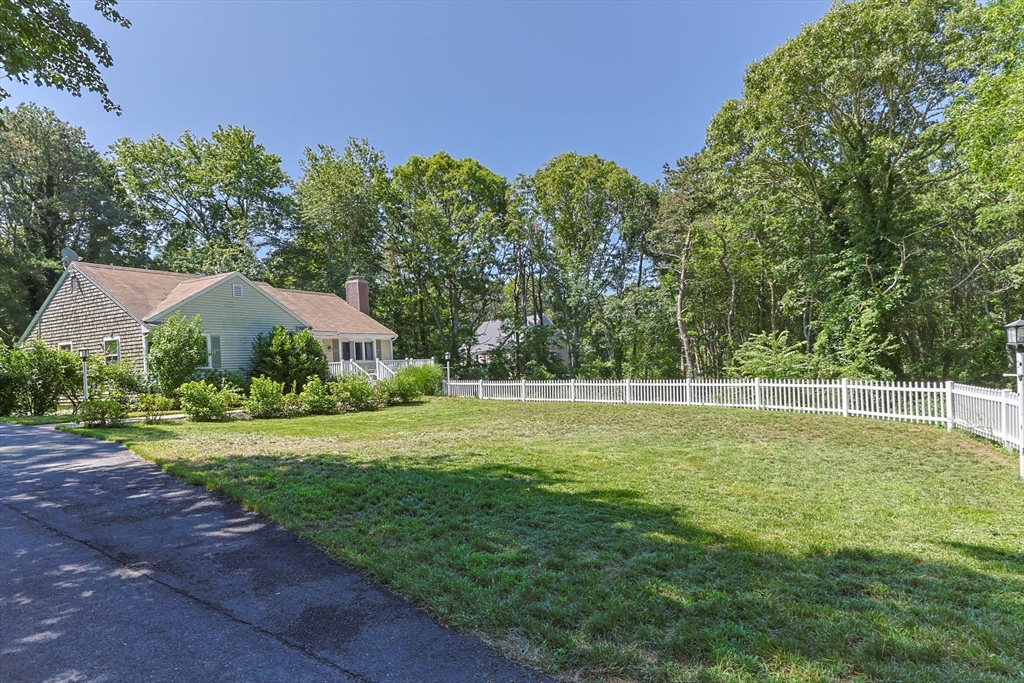 7 Openfield Road Dennis, MA 02660 - Photo 4 of 41