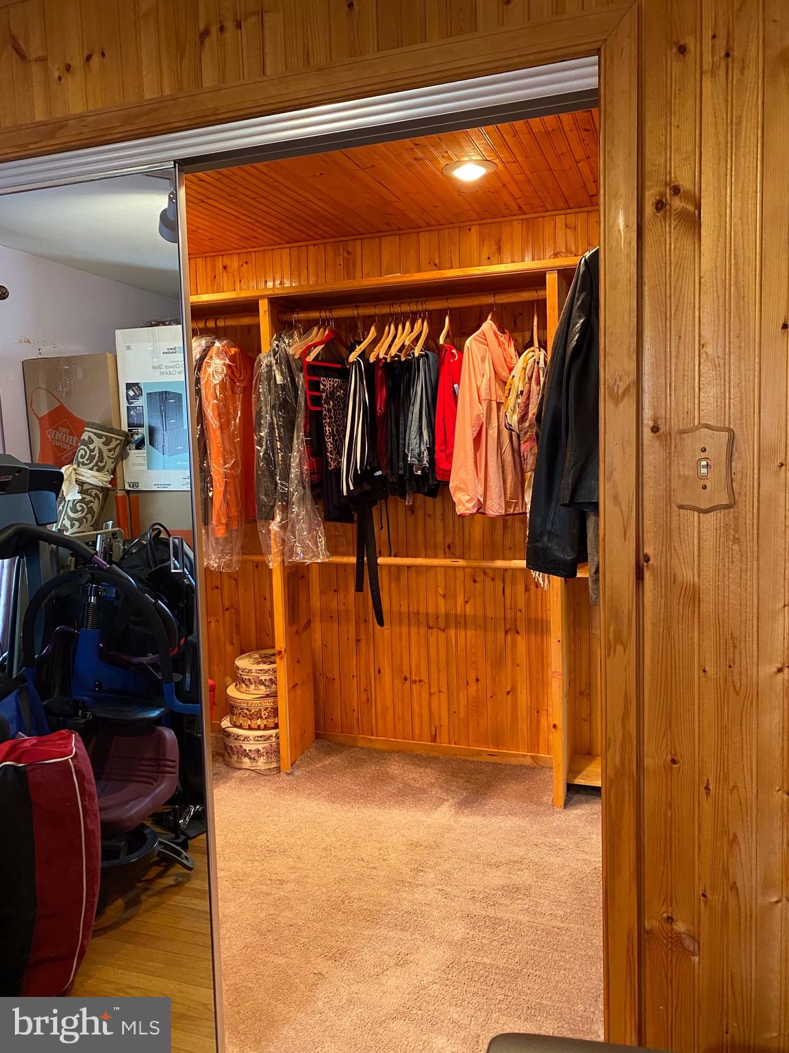 30 Dewey Road Cheltenham, PA 19012 - Photo 33 of 40 Walk in closet