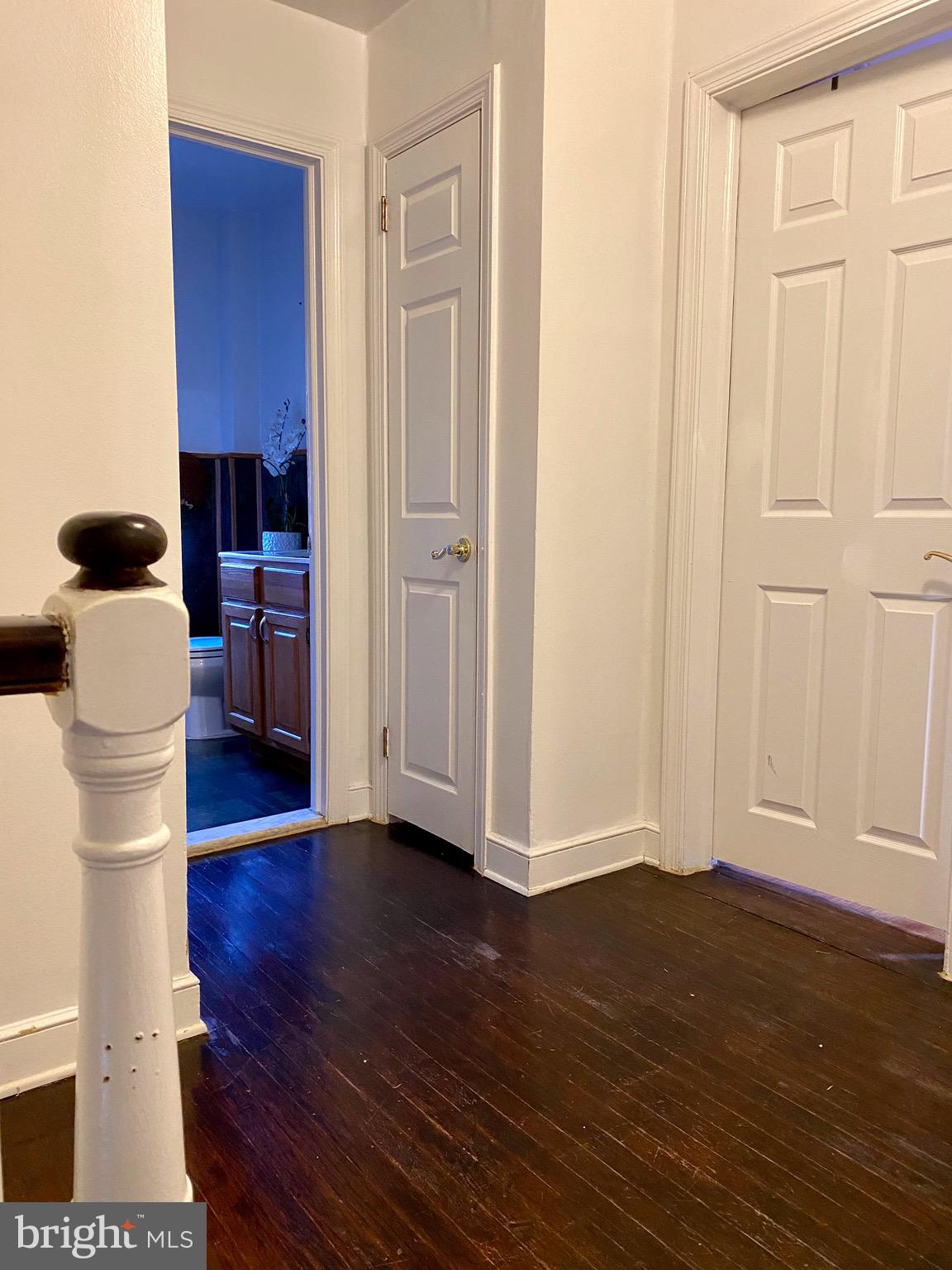 30 Dewey Road Cheltenham, PA 19012 - Photo 34 of 40 Second floor hallway with linen closet