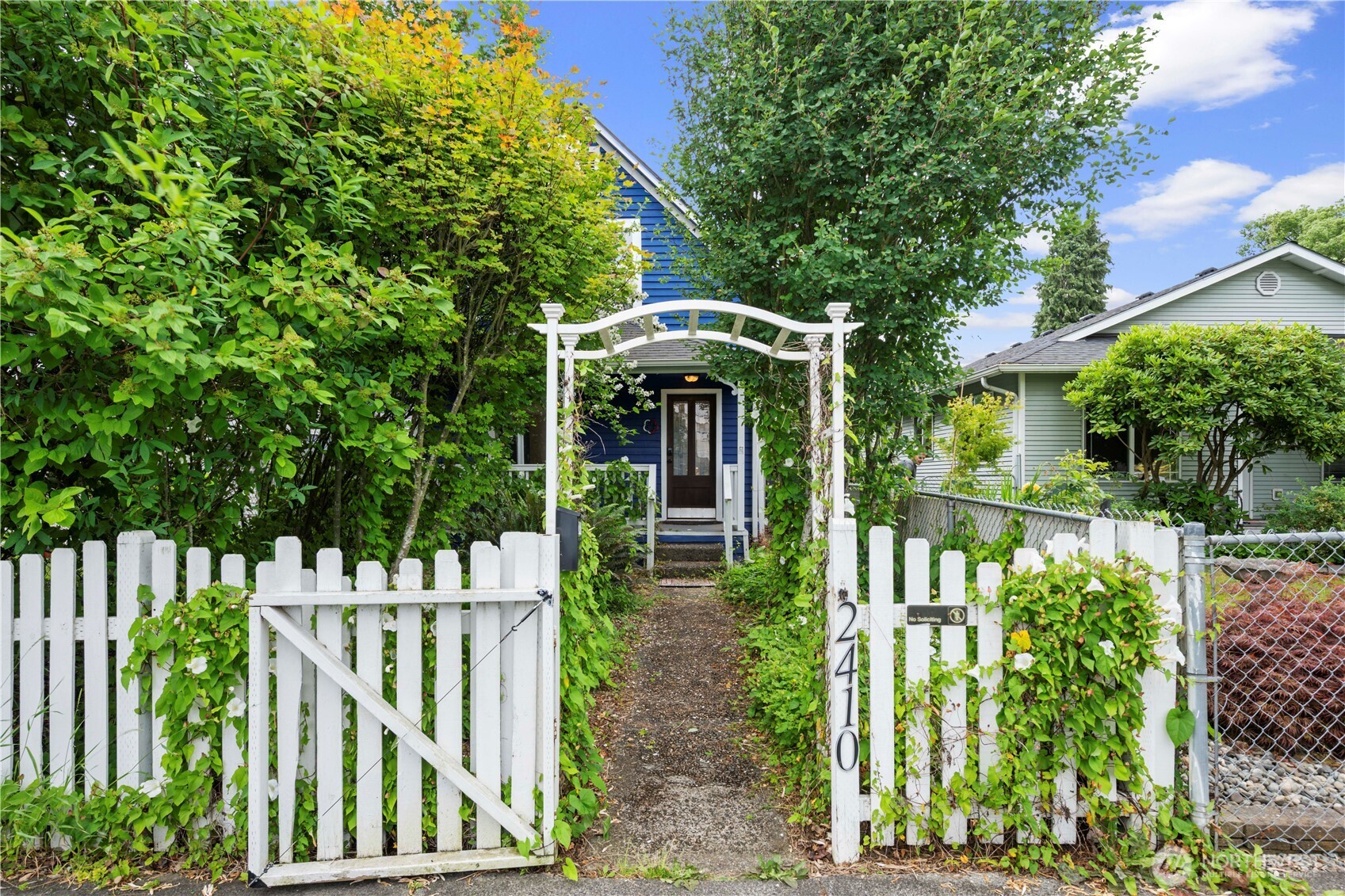 2410 State Street Everett, WA 98201 - Photo 4 of 24