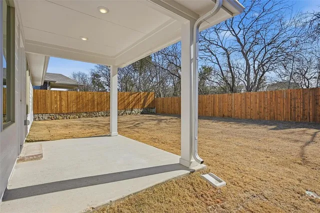 a view of a outdoor space