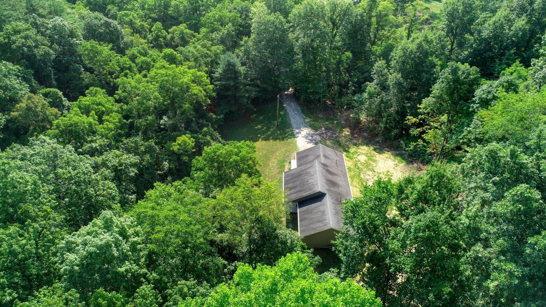 13182 Peacock Road Cambridge, OH 43725 - Photo 39 of 43 KczgvH-Z