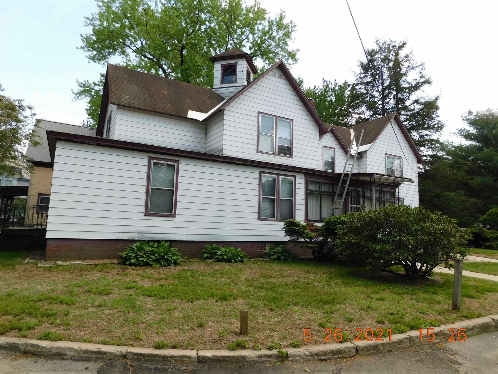 21 Center Street Springfield, VT 05156 - Photo 4 of 5