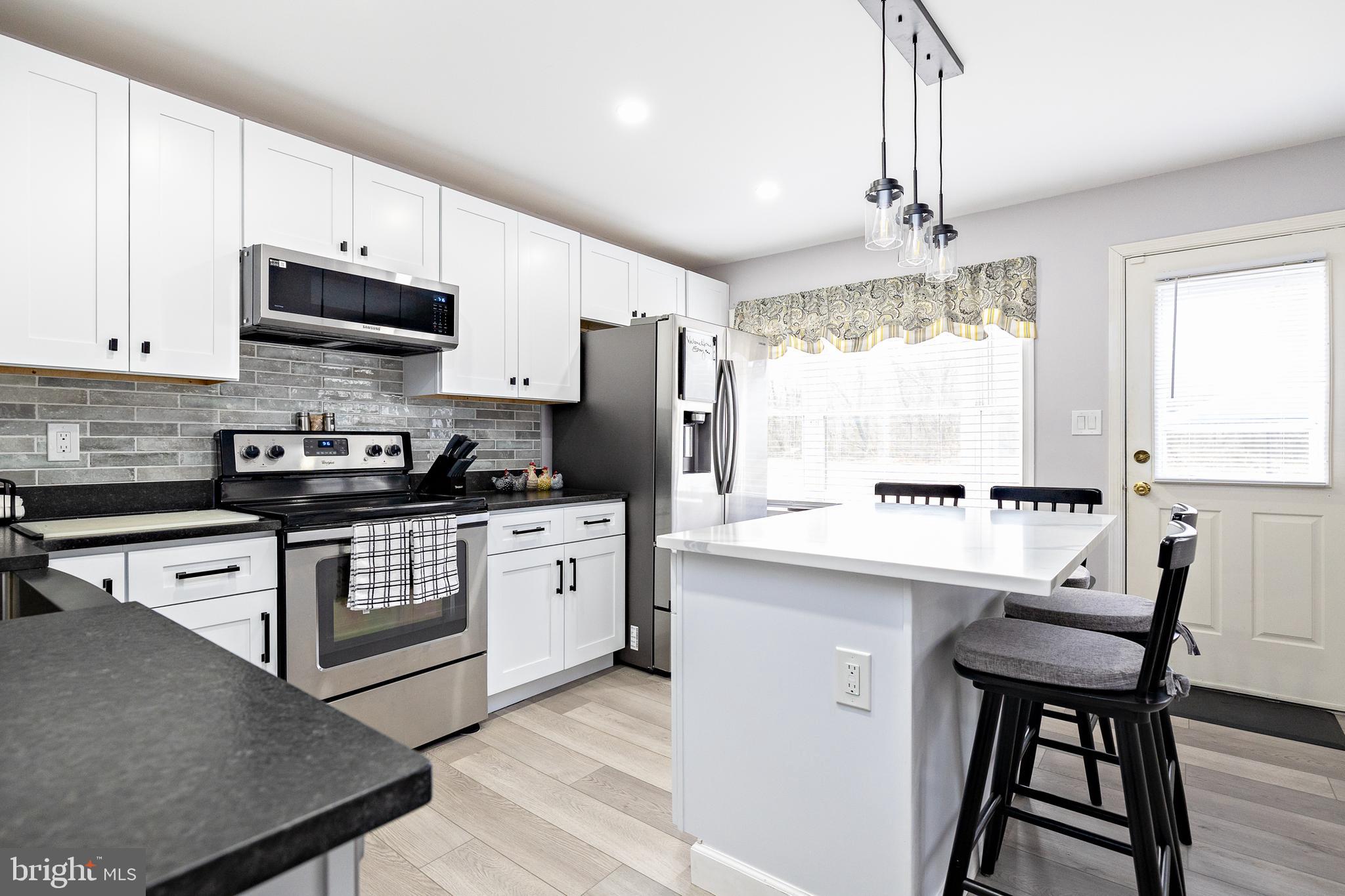 937 Magnolia Road Vineland, NJ 08360 - Photo 12 of 37