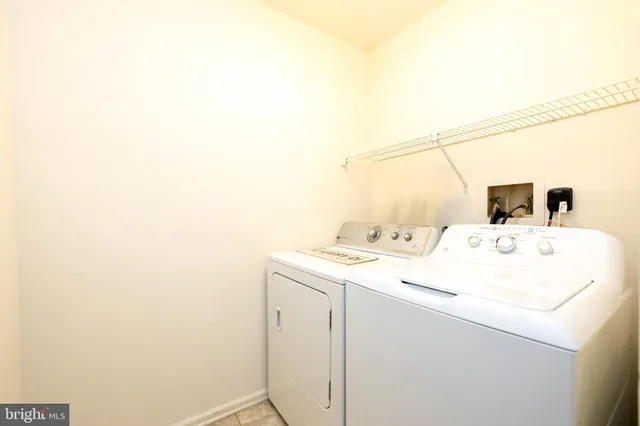 $2,300 | 937 Magnolia Road, Vineland, NJ 08360