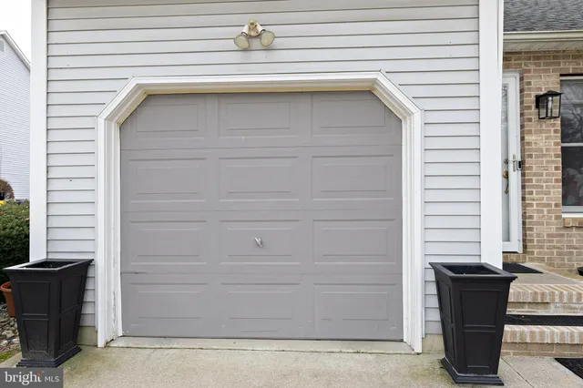 $2,300 | 937 Magnolia Road, Vineland, NJ 08360