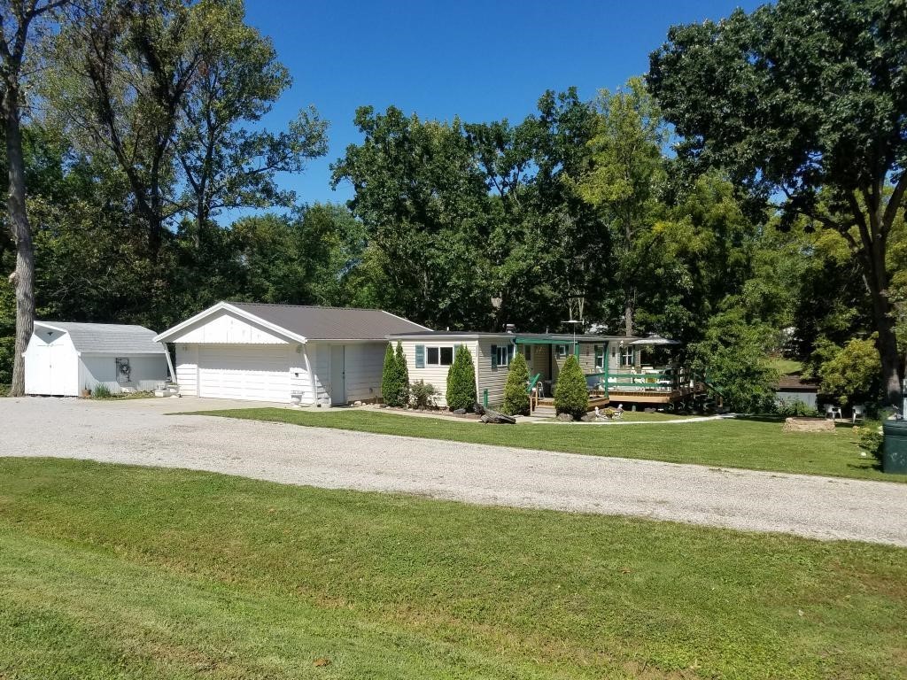 3533-3532 East 915 N Road Neoga, IL 62447 - Photo 1 of 11