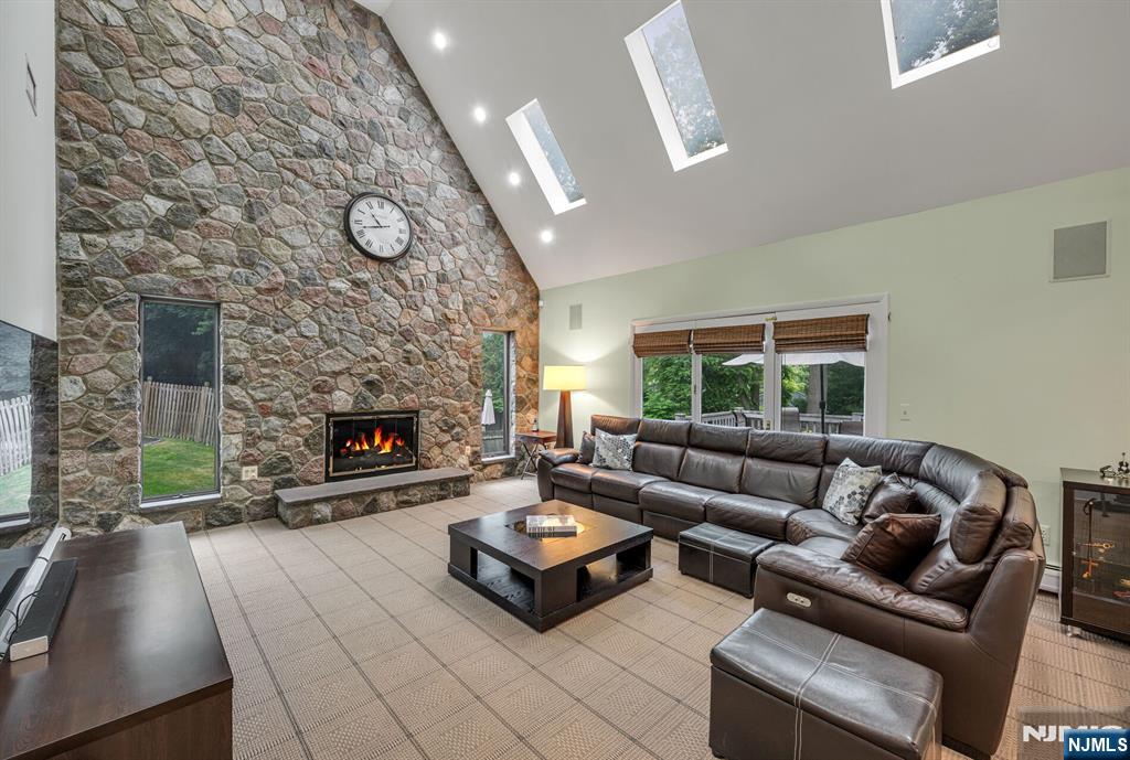 12 Jason Woods Road Closter, NJ 07624 - Photo 15 of 36