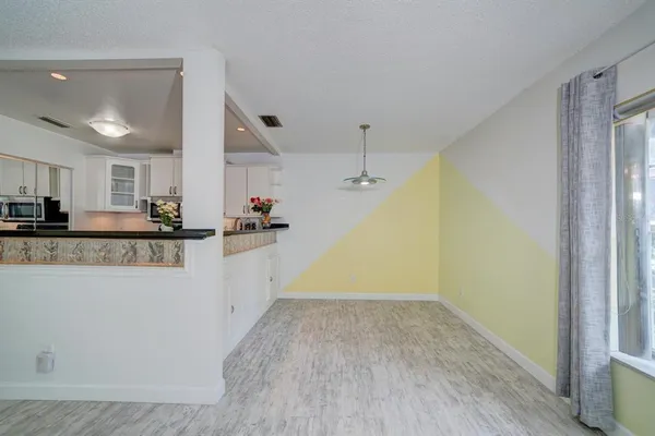 $1,725 | 7223 San Luis Court, Tampa, FL 33634