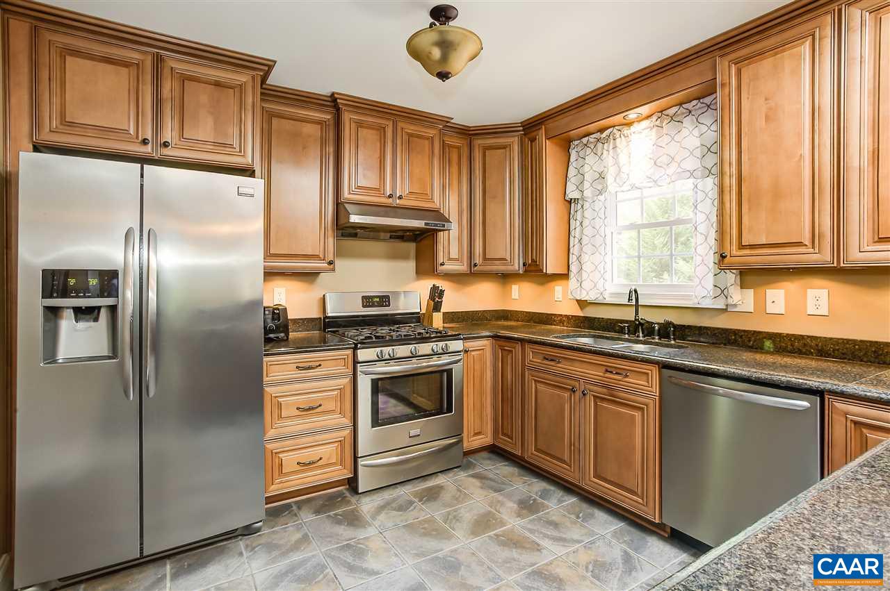3 Inlet Circle Palmyra, VA 22963 - Photo 6 of 29 Gallery Image 6