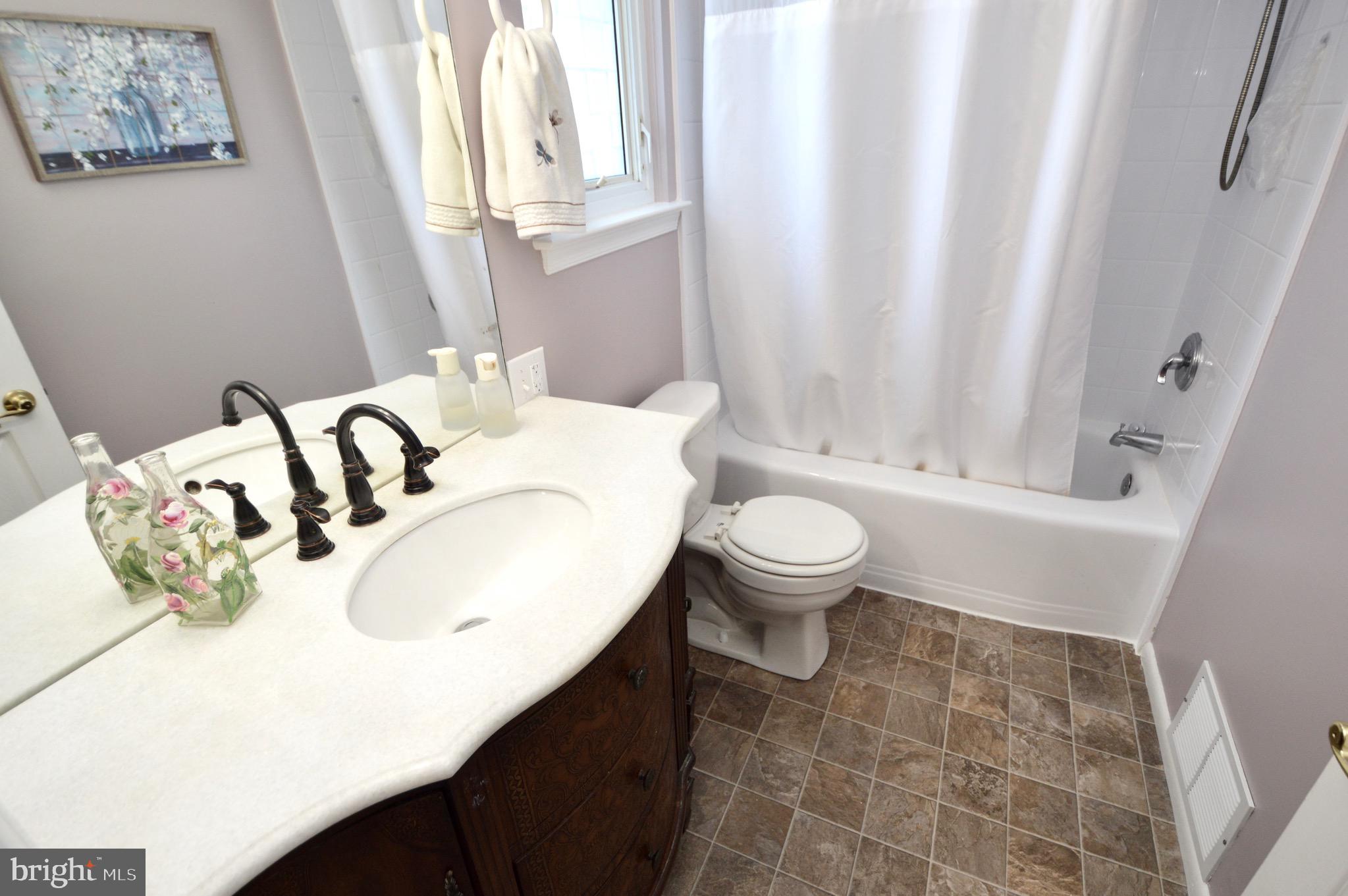 423 Old Orchard Road Cherry Hill, NJ 08003 - Photo 16 of 26