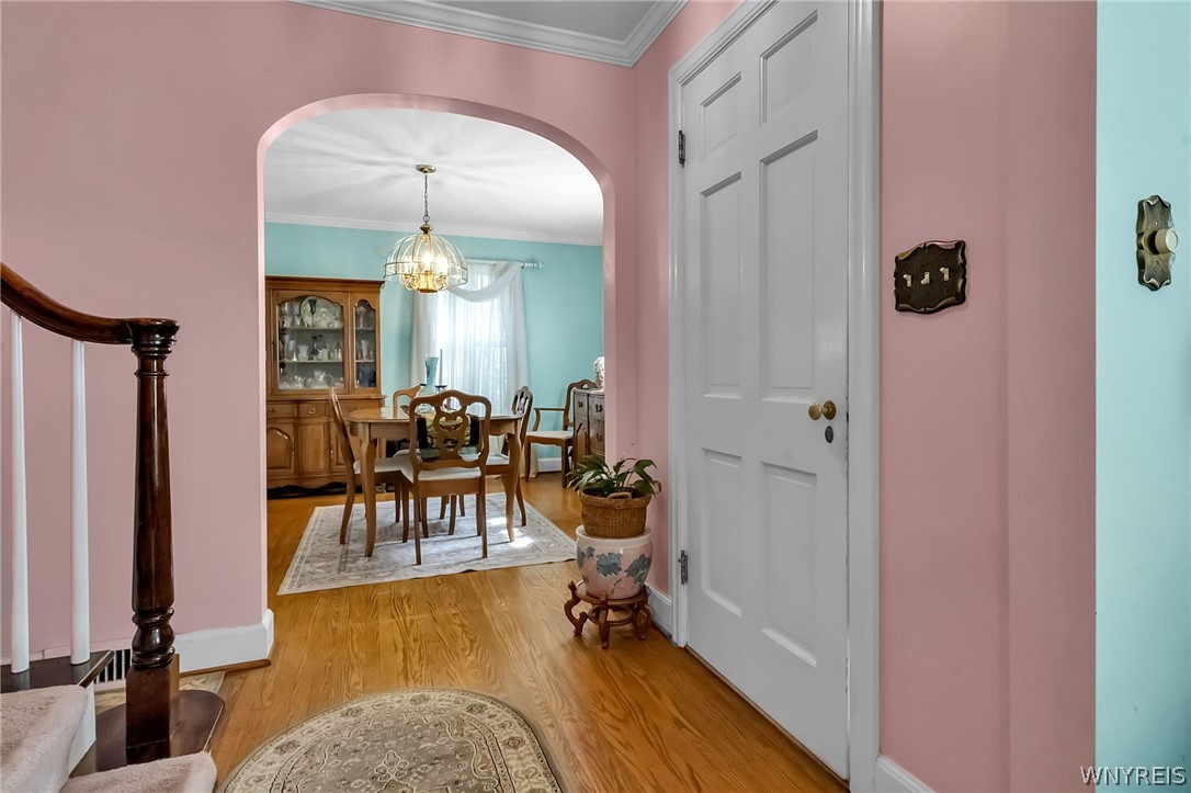 63 Grosvenor Road Tonawanda, NY 14223 - Photo 6 of 44