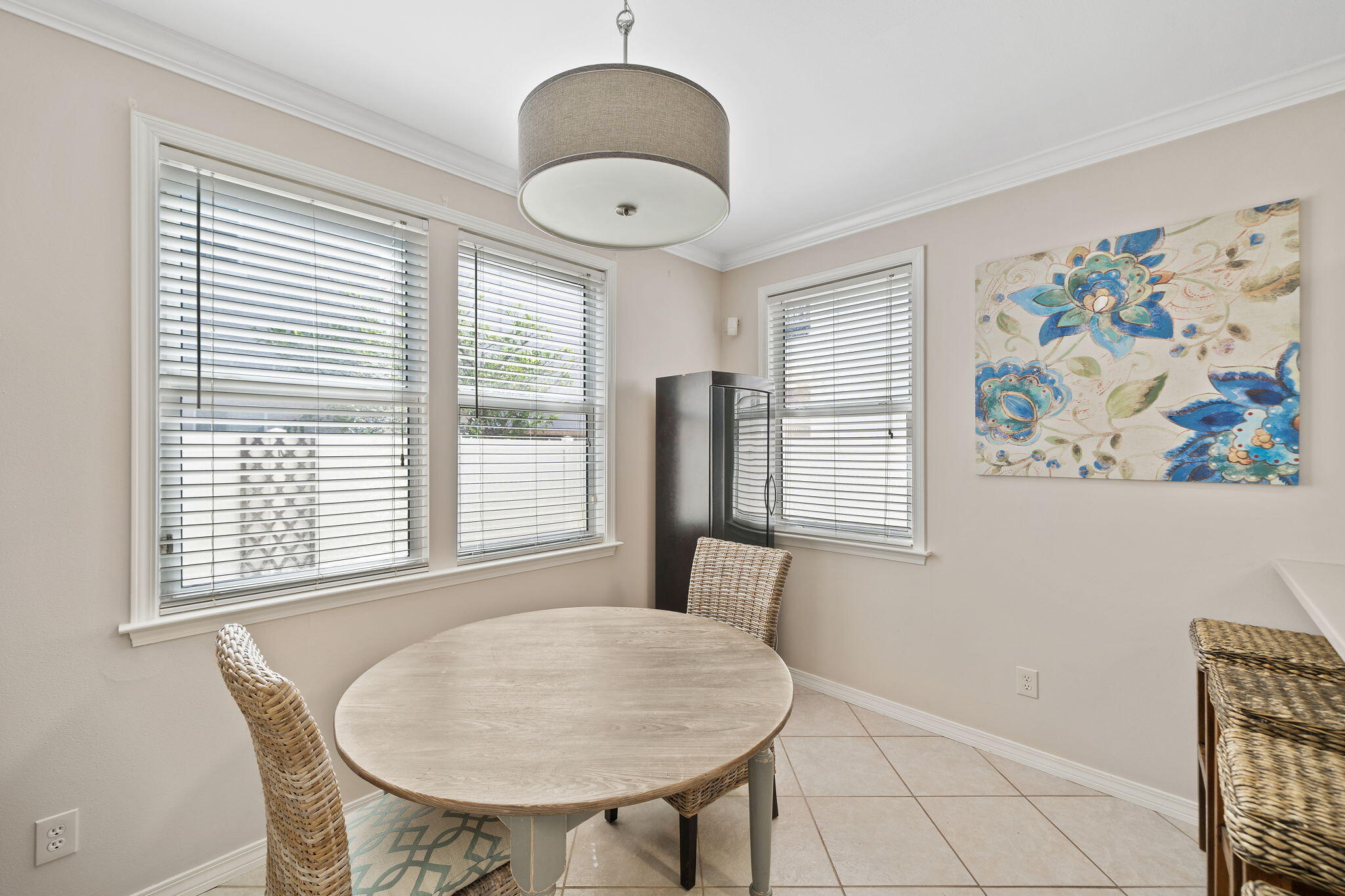 229 Inverrary Drive Destin, FL 32541 - Photo 12 of 35 a dining room with window