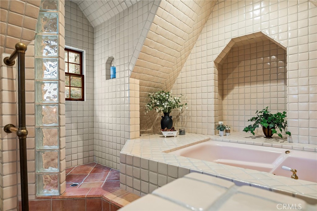 801 Kuffel Canyon Road Lake Arrowhead, CA 92385 - Photo 35 of 39