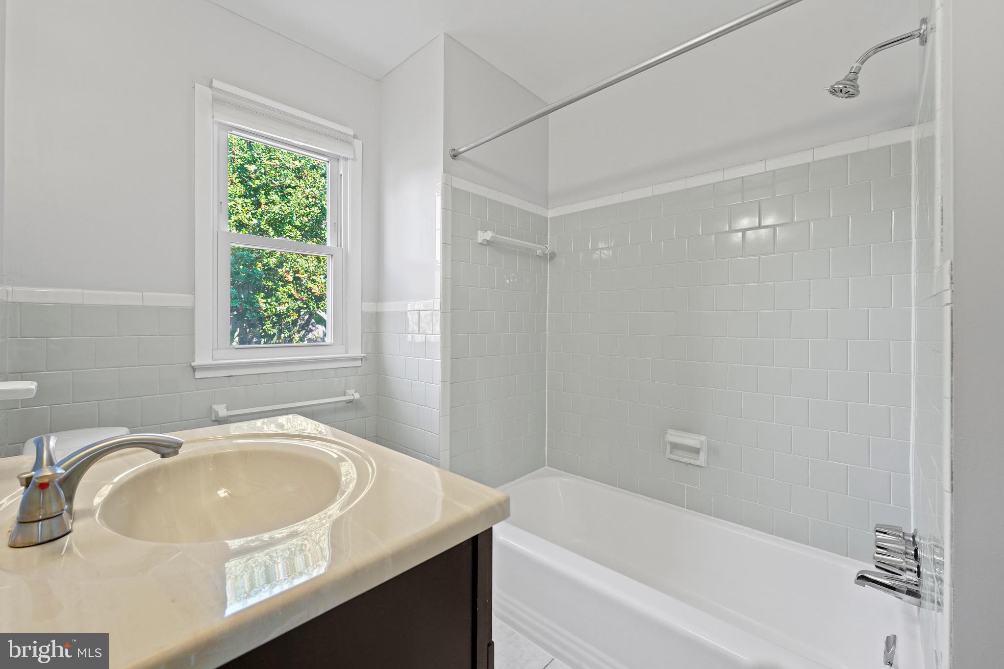 7918 Jansen Drive Springfield, VA 22152 - Photo 9 of 38