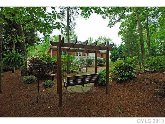 8105 Stevens Mill Road Matthews, NC 28104 - Photo 12 of 16 Gallery Image 12