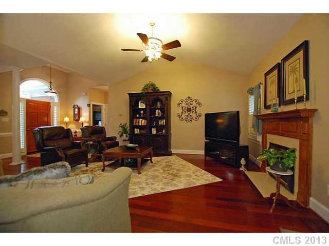 8105 Stevens Mill Road Matthews, NC 28104 - Photo 7 of 16 Gallery Image 7