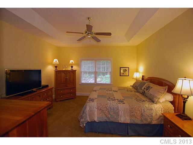 8105 Stevens Mill Road Matthews, NC 28104 - Photo 10 of 16 Gallery Image 10