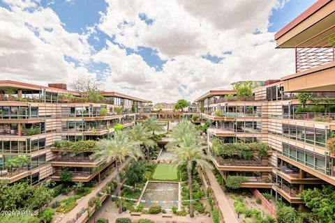 $1,695,000 | 7141 East Rancho Vista Drive, Unit 6008, Scottsdale, AZ 85251